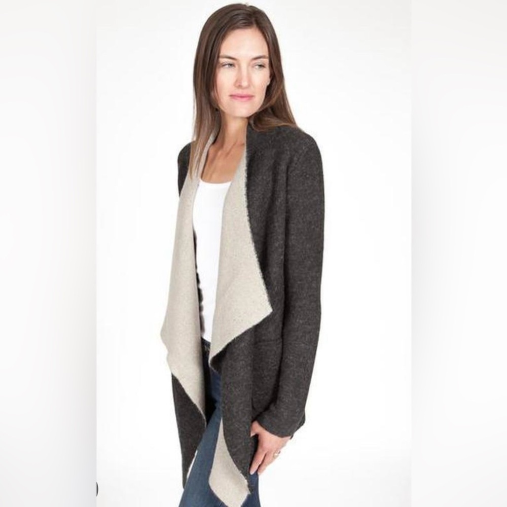 Zara Knit Open Drape Front Wool Blend
Cardigan Sweater Jacket size medium - Picture 2 of 9